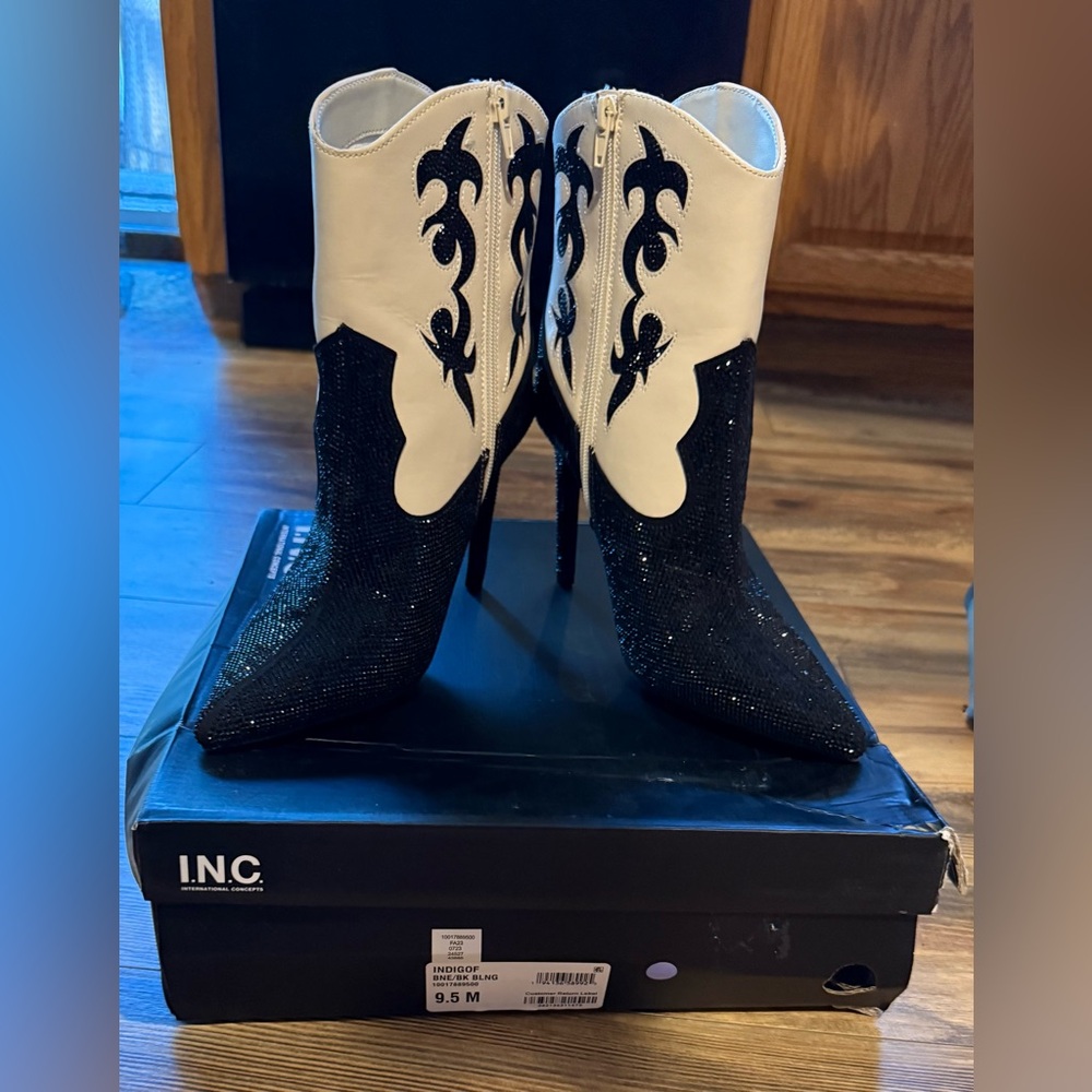 I.N.C. Indigo Cowboy Booties NIB - Picture 7 of 12